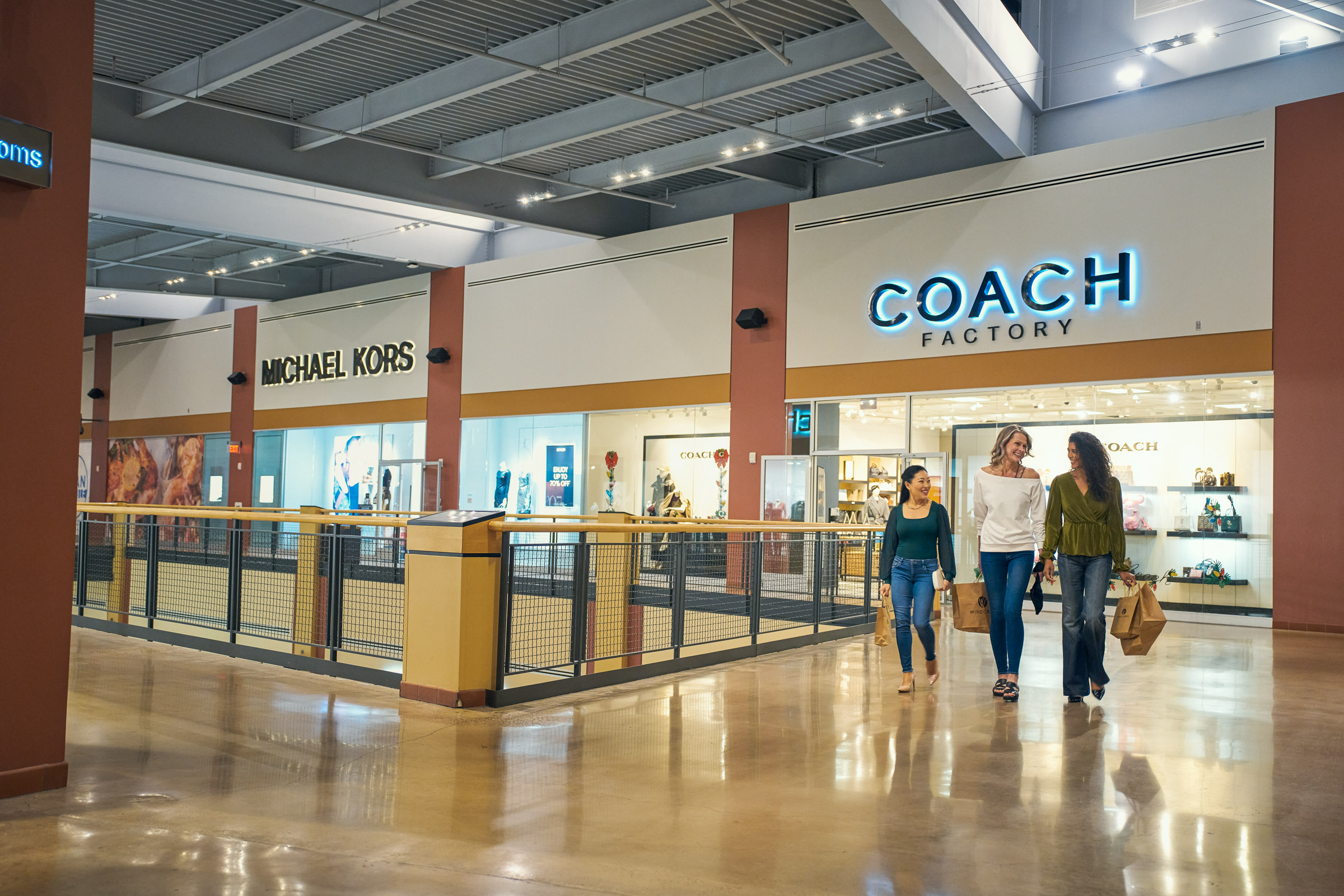 Explore Coach Factory Outlet in Bethlehem, PA: A Shopper's Paradise